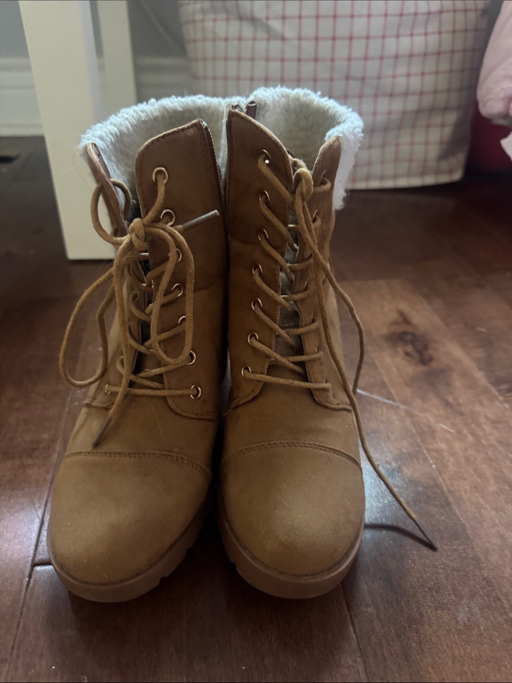 Women's Lace-Up Faux Fur Ankle Boots - Brown